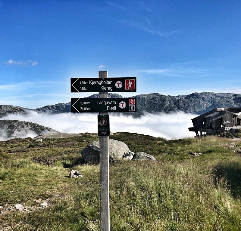 Hike na Kjerag. Photo by: Nordic Point